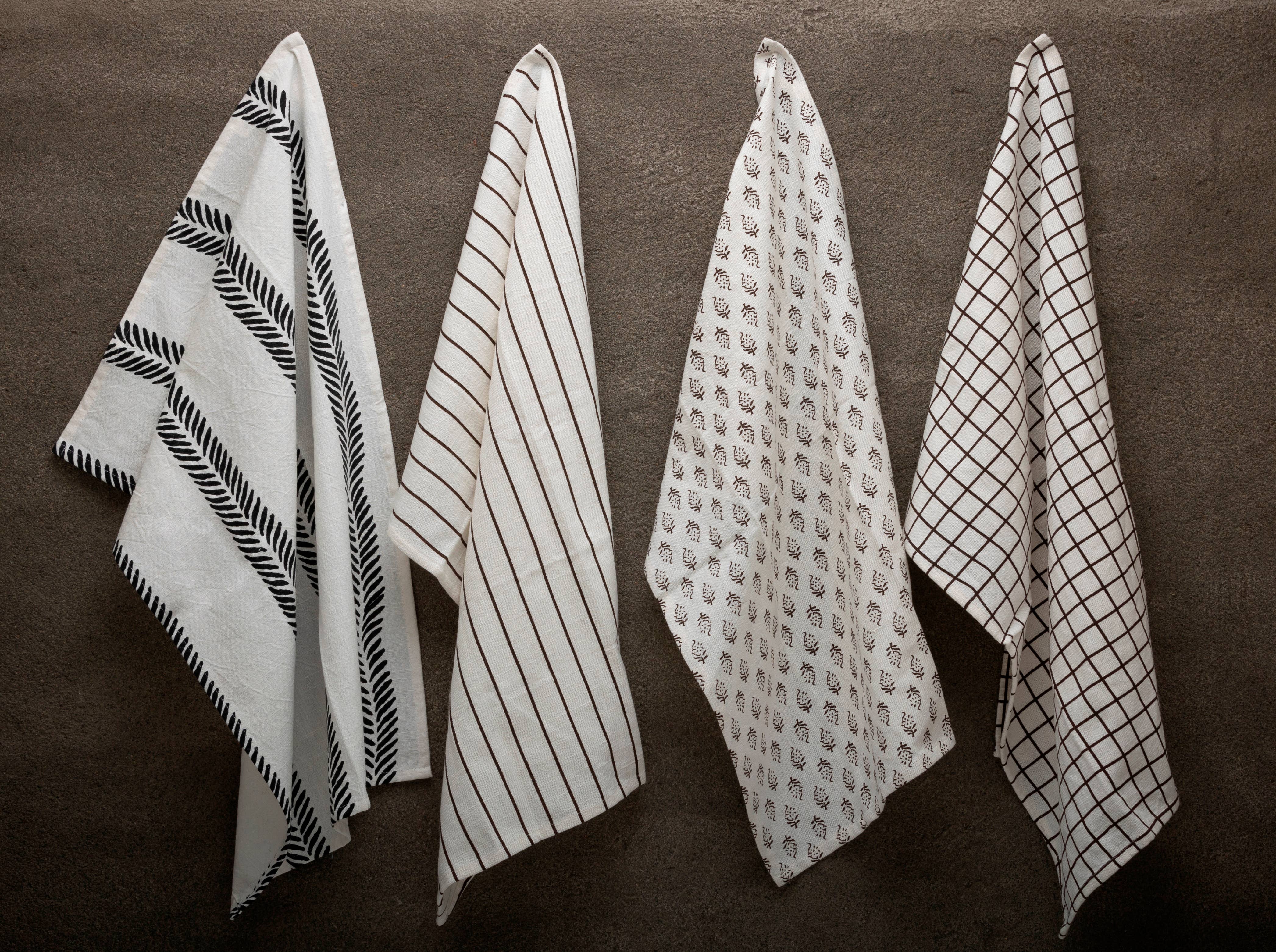 Rich Home Linens - Wholesale Serving bowl - Gift Set - Wooden Serving Bowl with 2 Dish Towels2