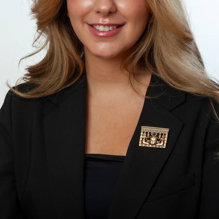 Discoveries, Inc. – alfinete de lapela por atacado – Broche Peitoral Egípcio com Escaravelho e Lápis-Lazúli4