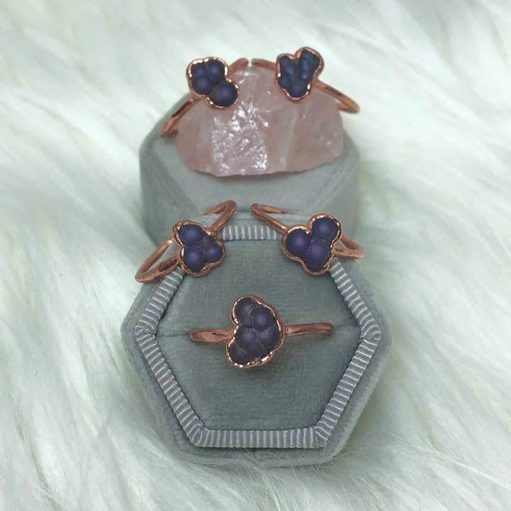 Grape Agate Cluster Copper Ring- Handmade Raw Stone Jewelry for wholesale by Meraki Rame