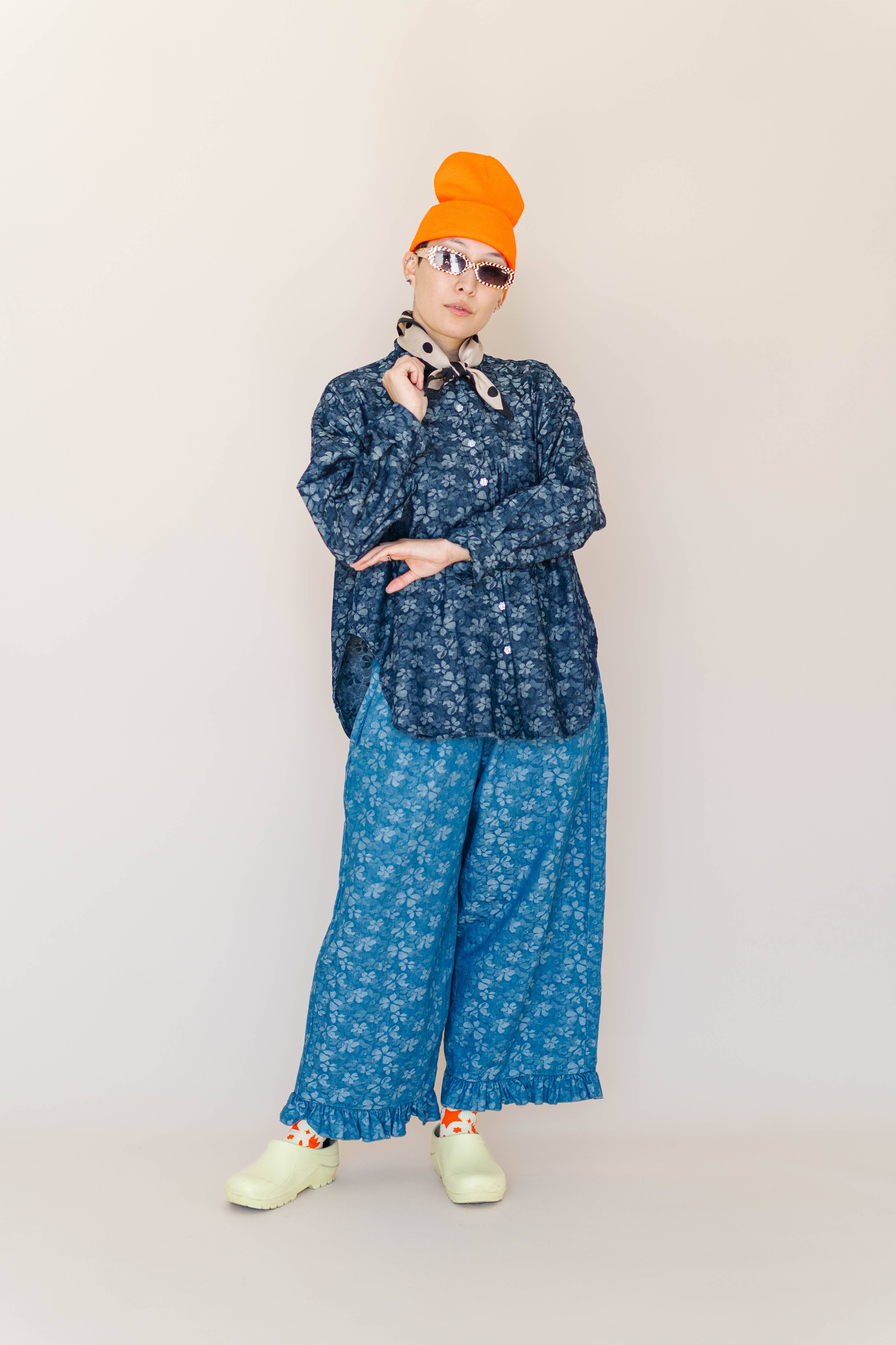 Nettle Studios - Wholesale Button Down Shirt - Unisex - Size Inclusive Plus Size Unisex Floral Chambray Button Up5