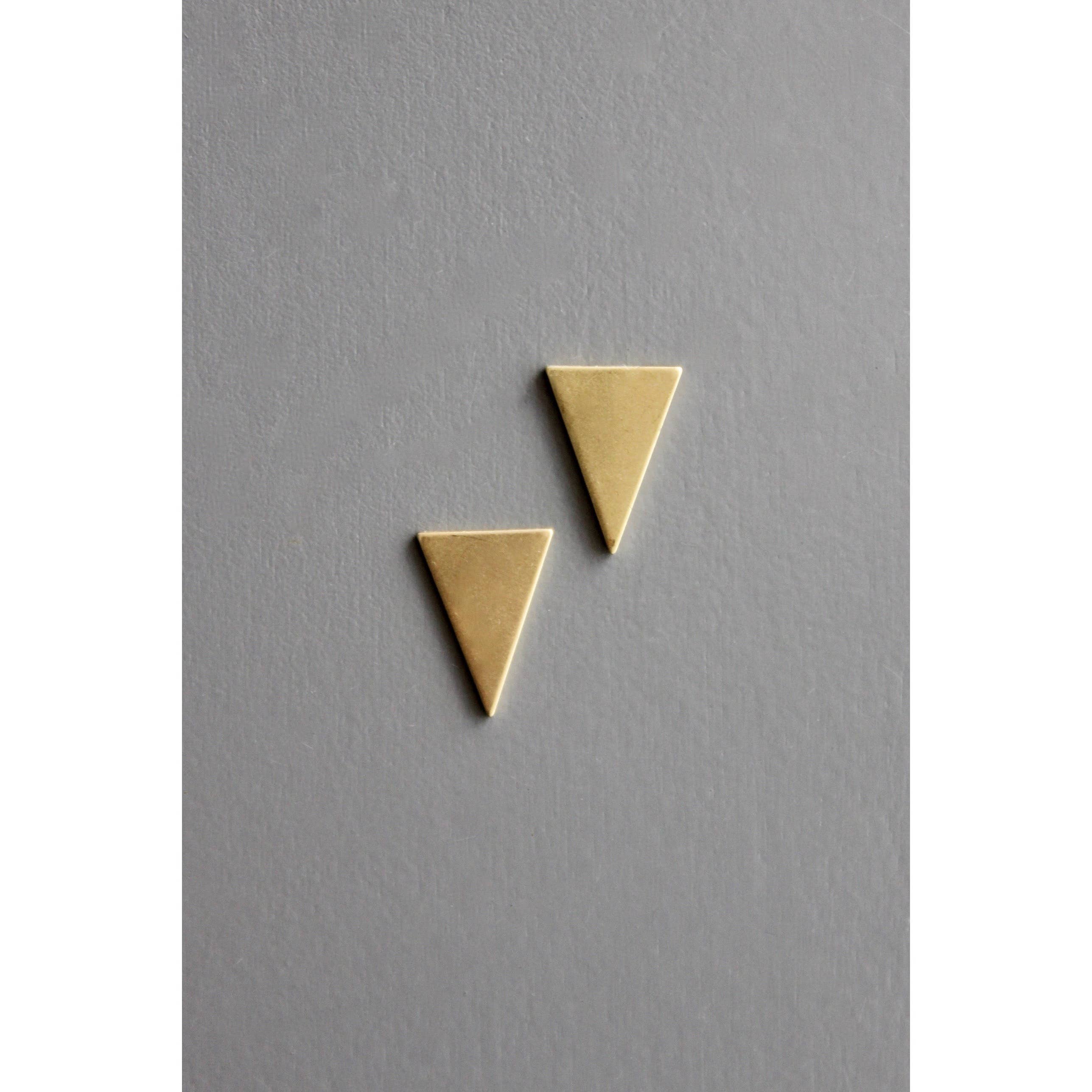 David Aubrey Jewelry - Wholesale Stud/Post Earrings - BKNE56 brass triangle posts0