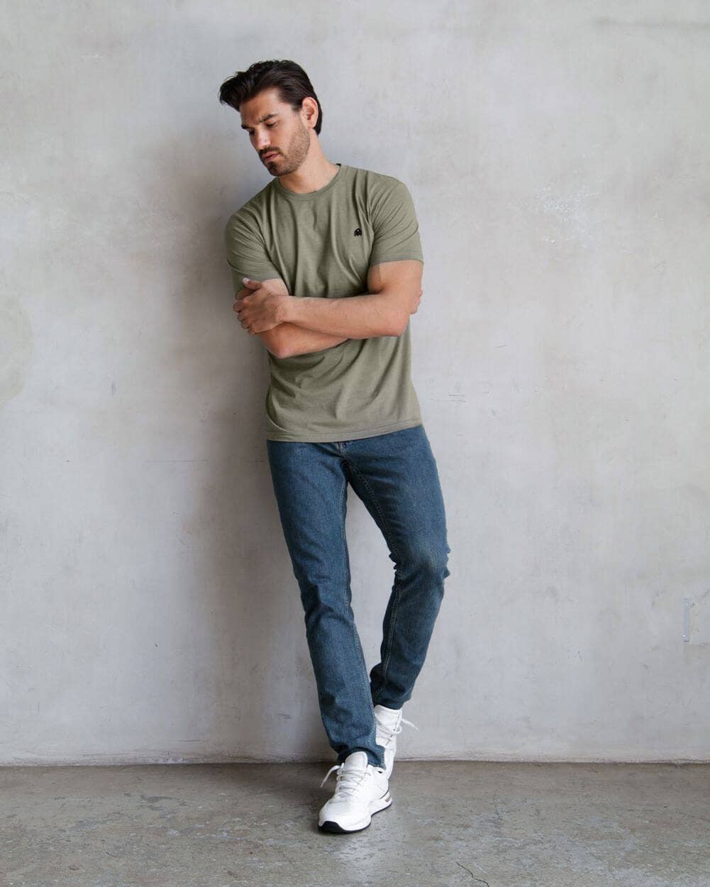 INTO THE AM – T-shirt – Homem por atacado – T-shirt Básica Ajustada Premium para Homem (de Marca)12