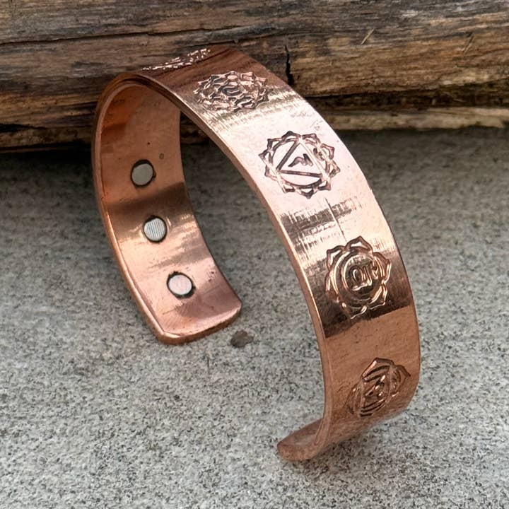 Solid Copper Magnetic Therapeutic Bracelet – Adjustable for wholesale by Lungta Imports