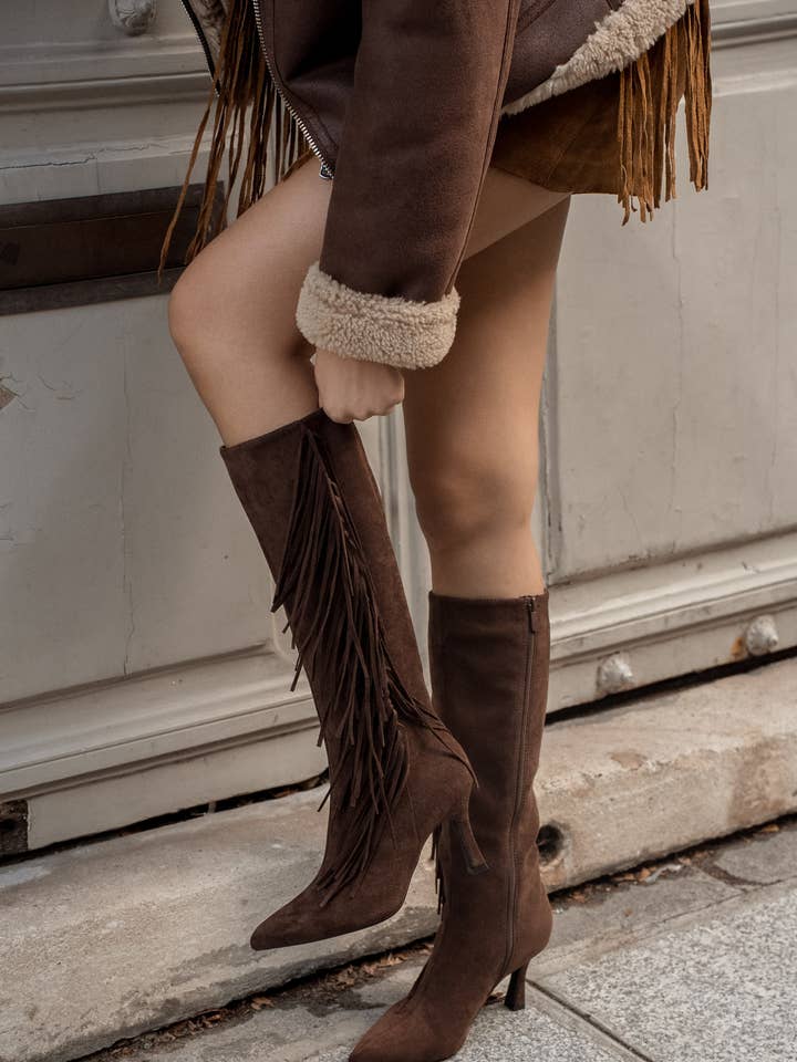 Pointed toe stiletto fringe boots for wholesale by La Bottine Souriante