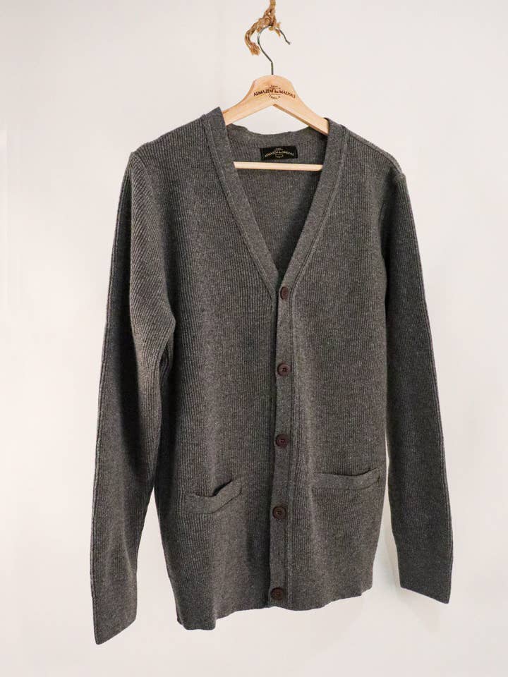 Lambswool Vintage Cardigan - Grey for wholesale by ARMAZÉM DAS MALHAS