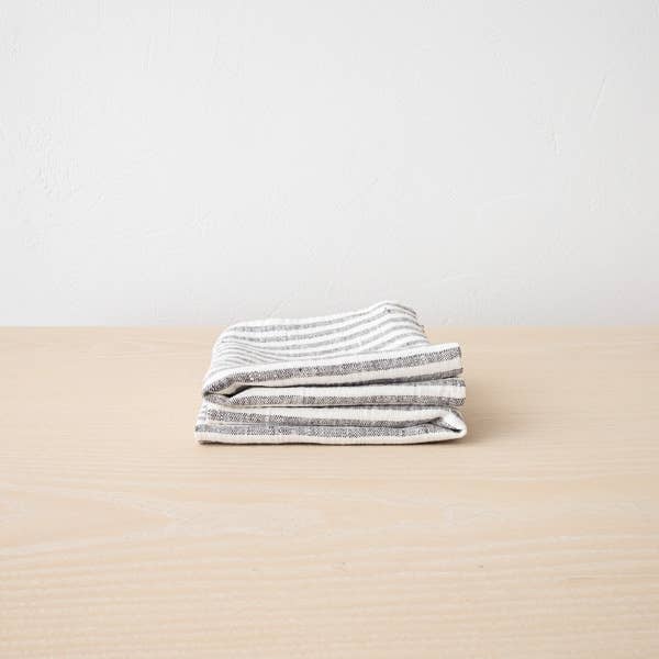 LinenMe – wholesale Hand towel – Linen Hand Towels Graphite Brittany1