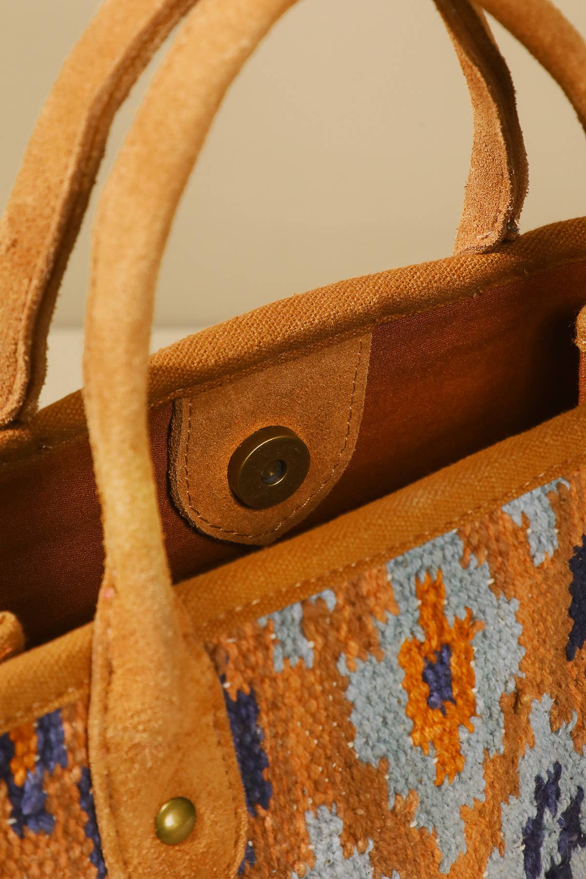 SUDBURY Sudbury Mulepose for engroshandel på Faire9