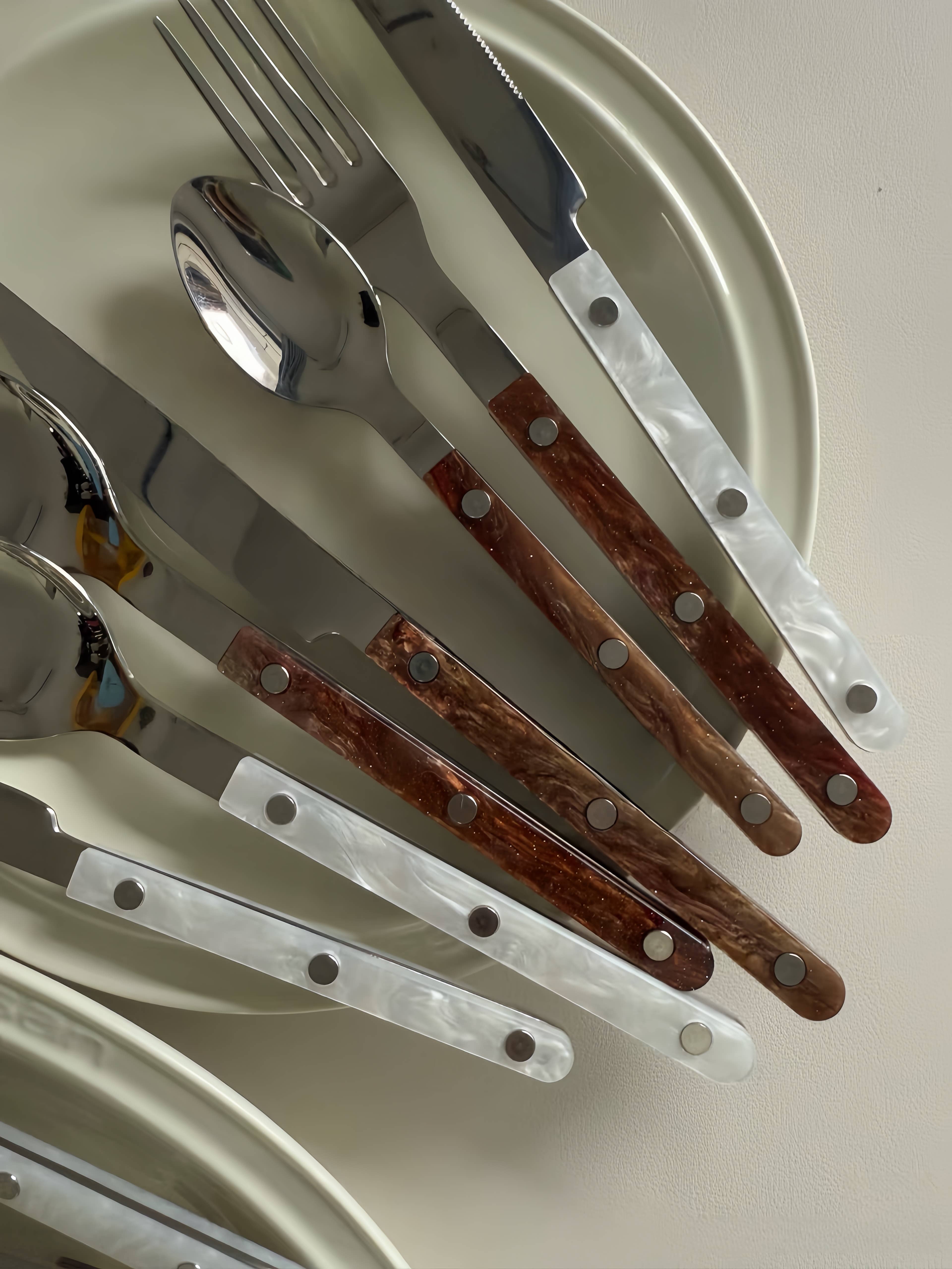 INSPECIAL HOME - Wholesale Flatware Set - Set of 10 Pcs Modern Nebula Pattern Cutlery Flatware Utensil10