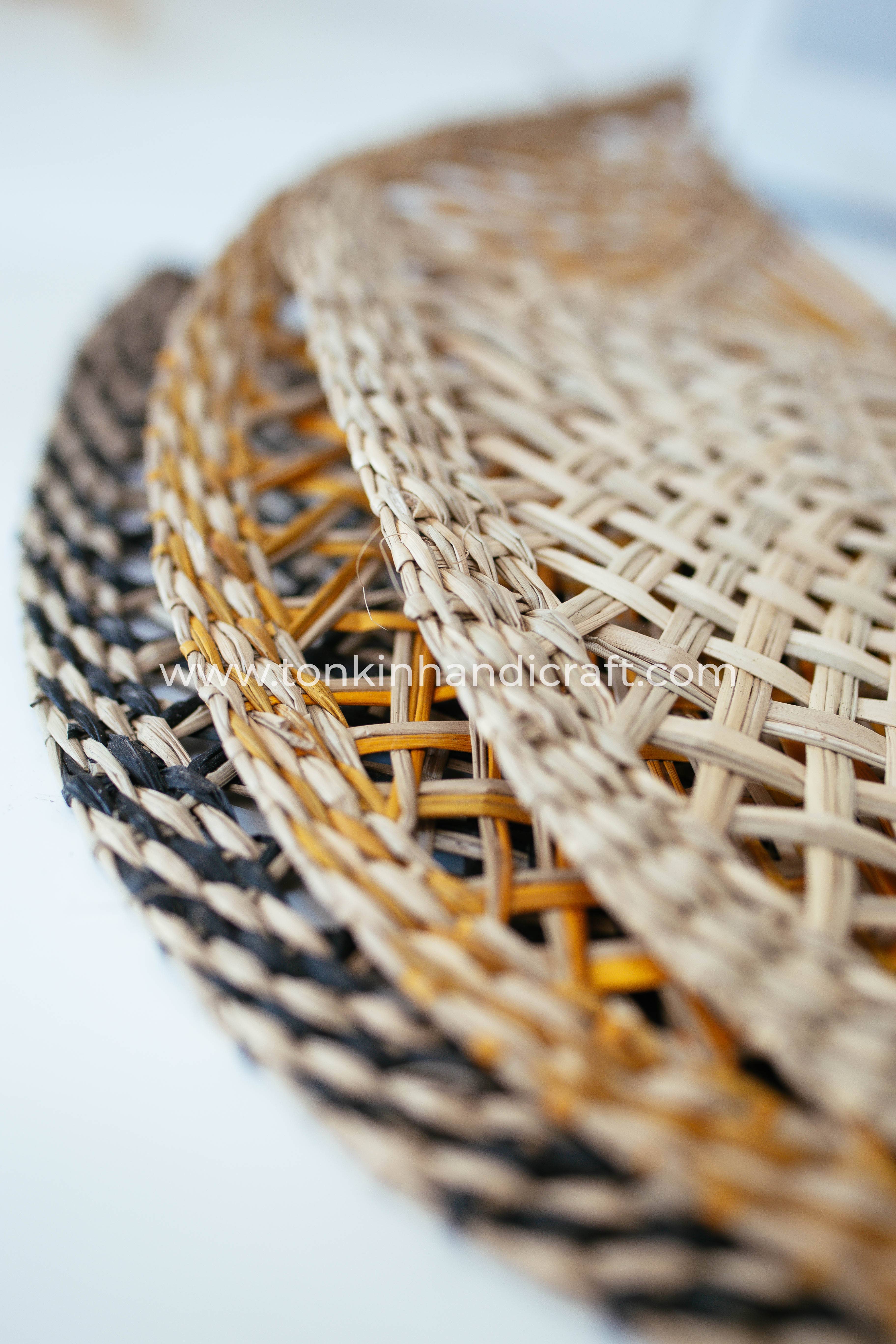 Tonkin Handicraft - Wholesale Wall Accent - Seagrass woven fans4