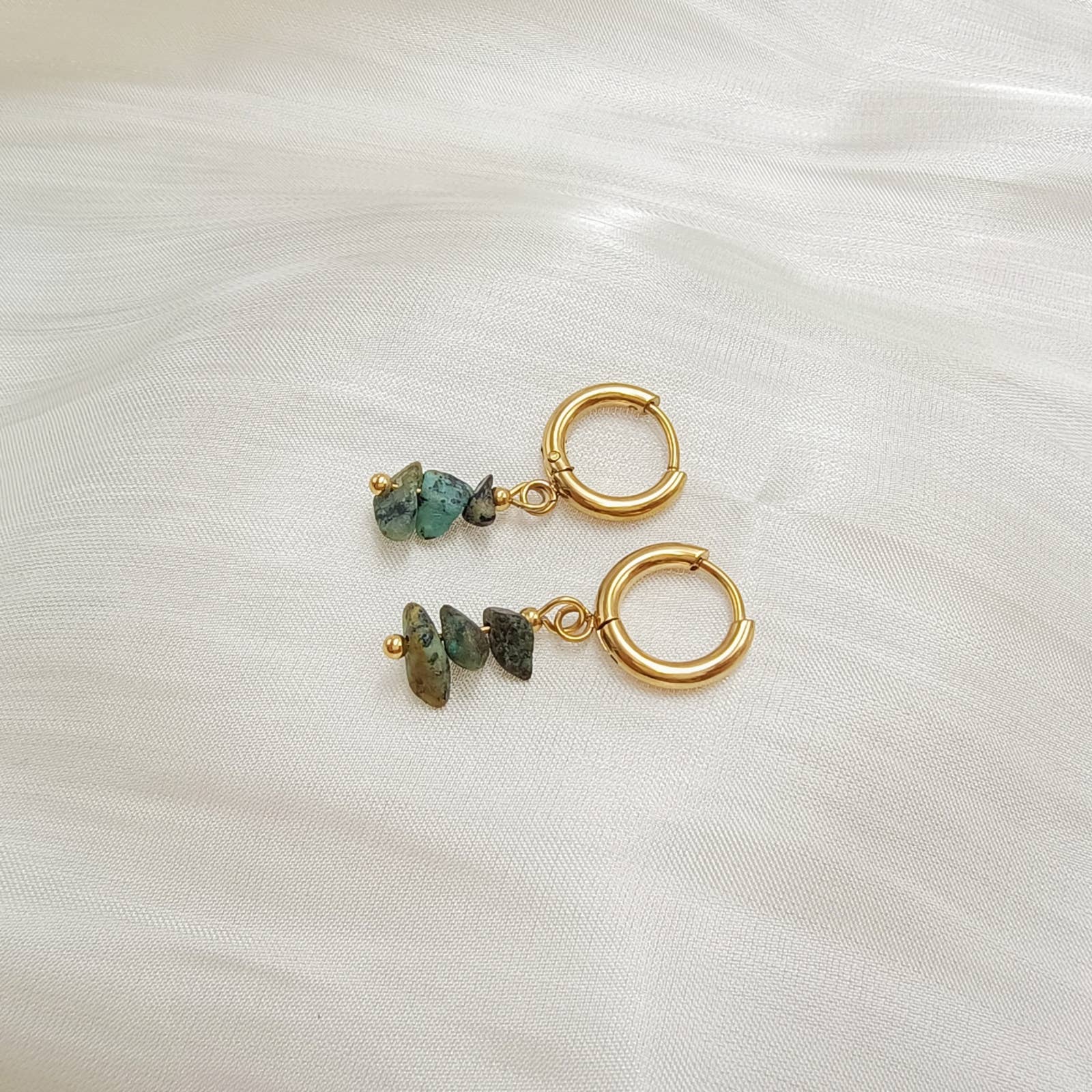 Lovelika – wholesale Enkelt örhänge – Mini-creoler med stenar - Clémence4