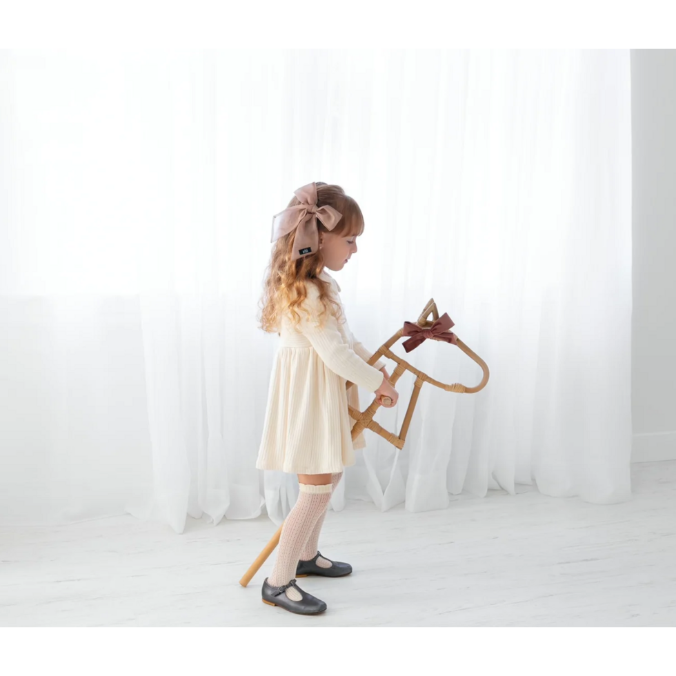 Classical Child - Vendita all'ingrosso Giocattolo in legno - Bambini - Cavallino a dondolo in rattan Classical Child1