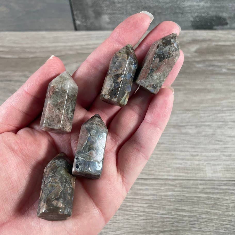 Keystone Crystals - Wholesale Spiritual Stone/Crystal -  Gemstone Chubby Obelisk – Small Carved Crystal Tower 20