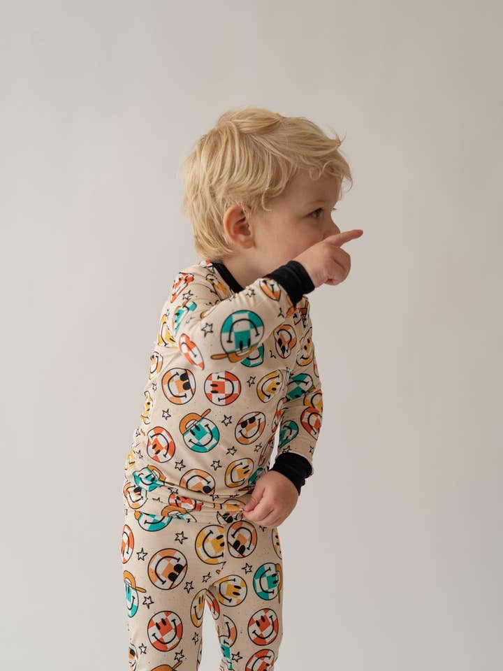 Smiley Check 2-delt pyjamas for engroshandel hos House of Henry