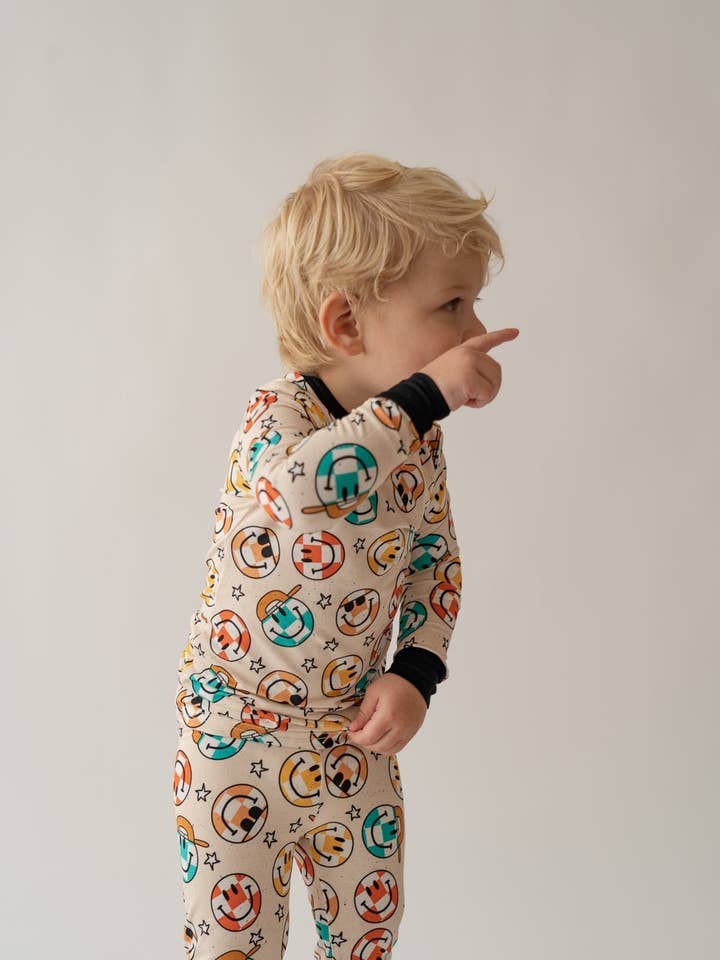 Smiley Check 2-delt pyjamas for engroshandel hos House of Henry