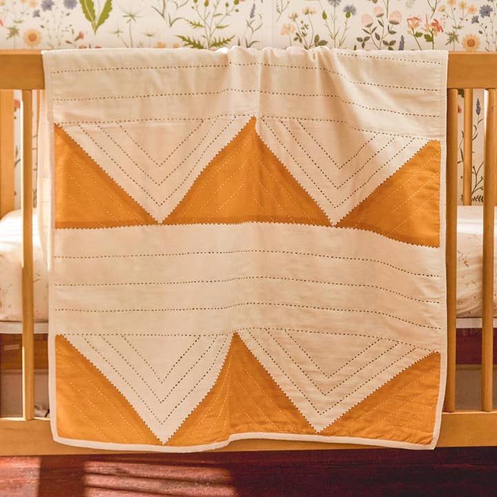 Anchal - Wholesale Quilt - Kids & Baby - Triangle Baby Quilt17