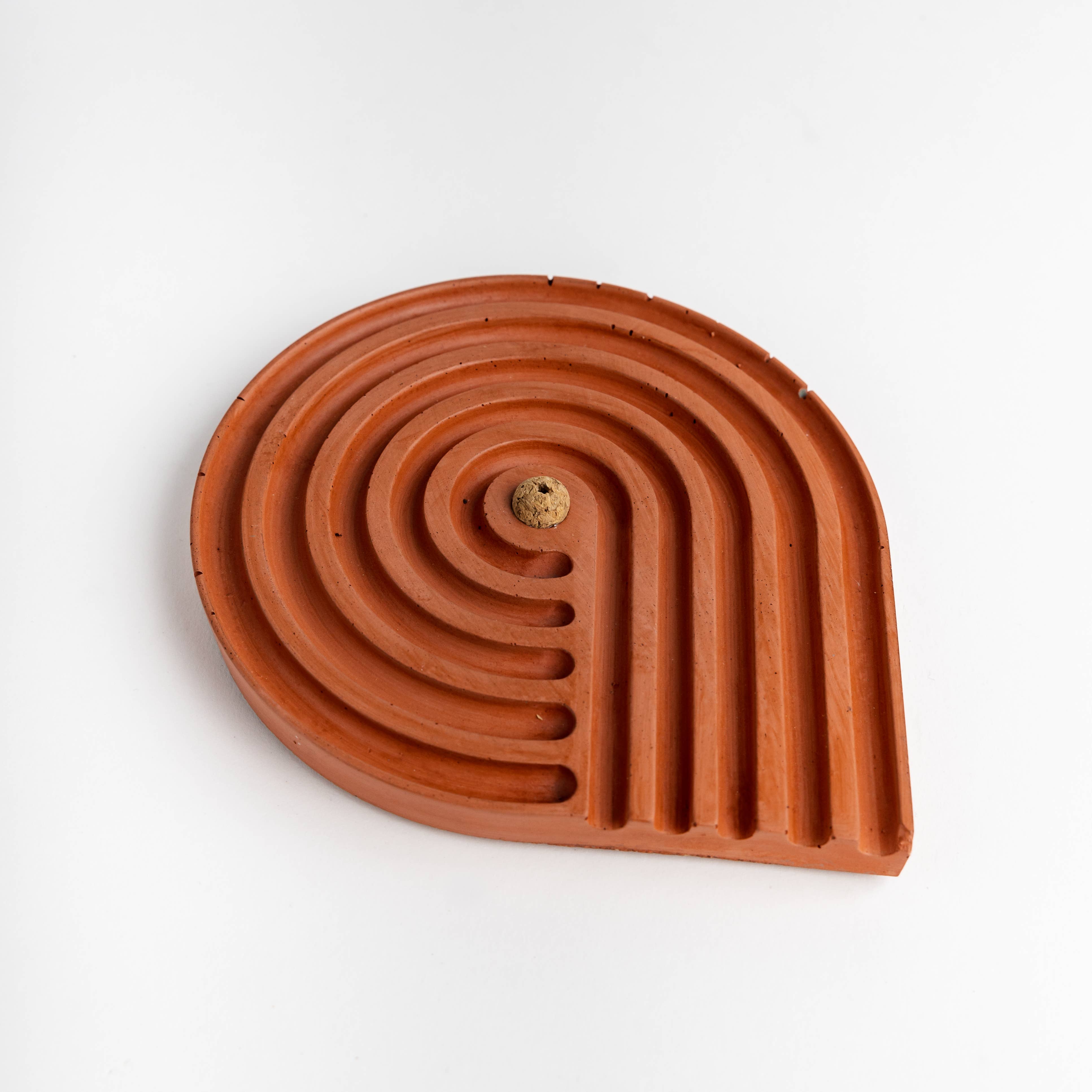 NATURAL BY HAGELSIEB - Wholesale Incense Holder - CONCRETE SPIRAL INCENSE HOLDER4