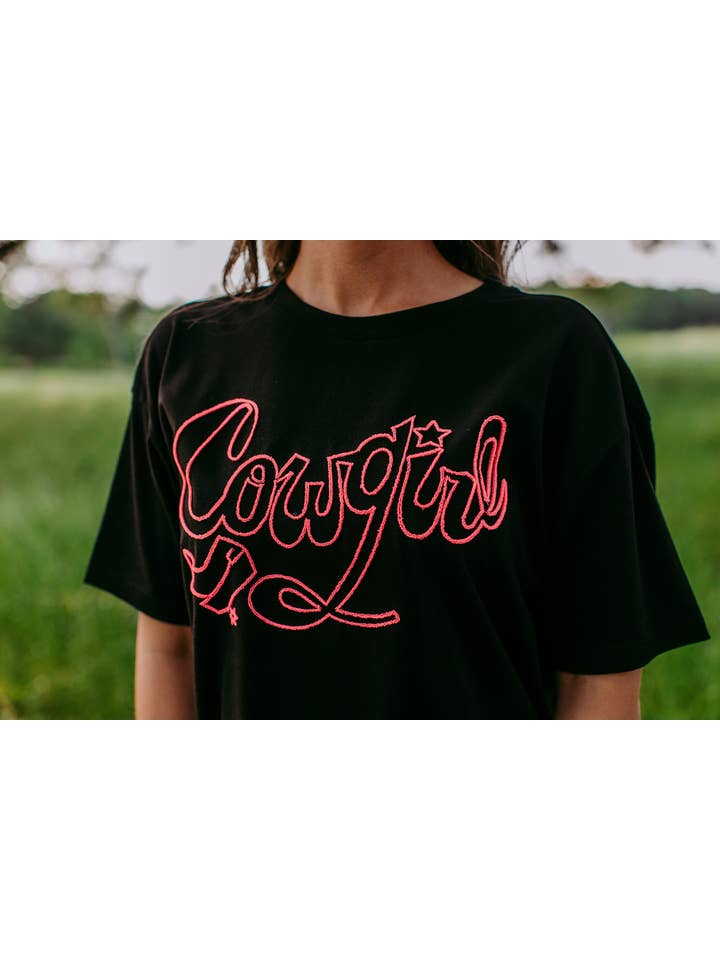 Nero Vestito t-shirt con ricamo 3D Cowgirl MK451 in vendita all'ingrosso su Faire1