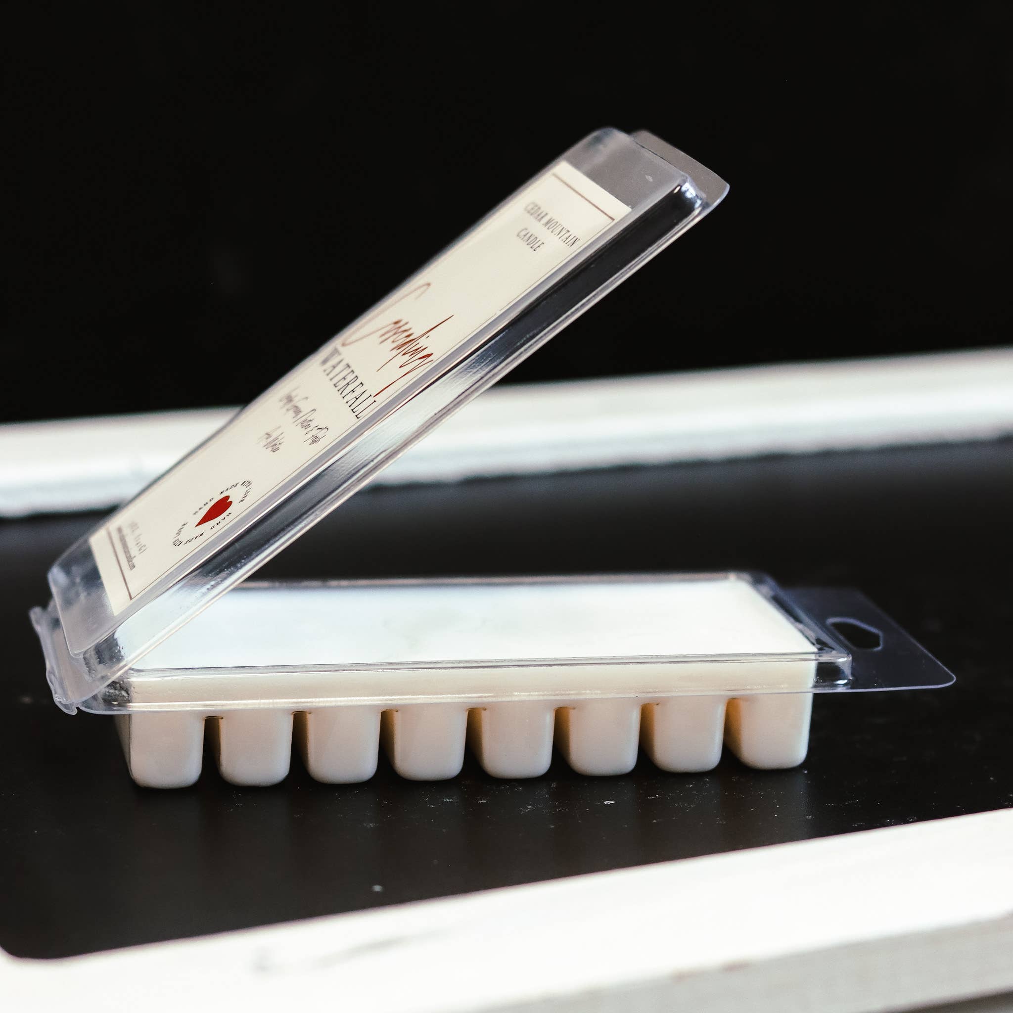 Cedar Mountain Candle - Wholesale Wax Melt - Blackberry Bourbon Wax Melts - 5.5 oz3