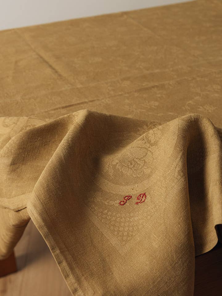 Old monogrammed tablecloth "SD" - 175x240cm for wholesale by Maison Masarin