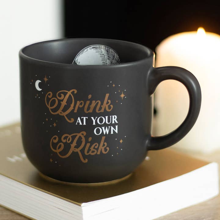 Drik på din egen risiko kraniekrus for engroshandel hos Something Different Wholesale