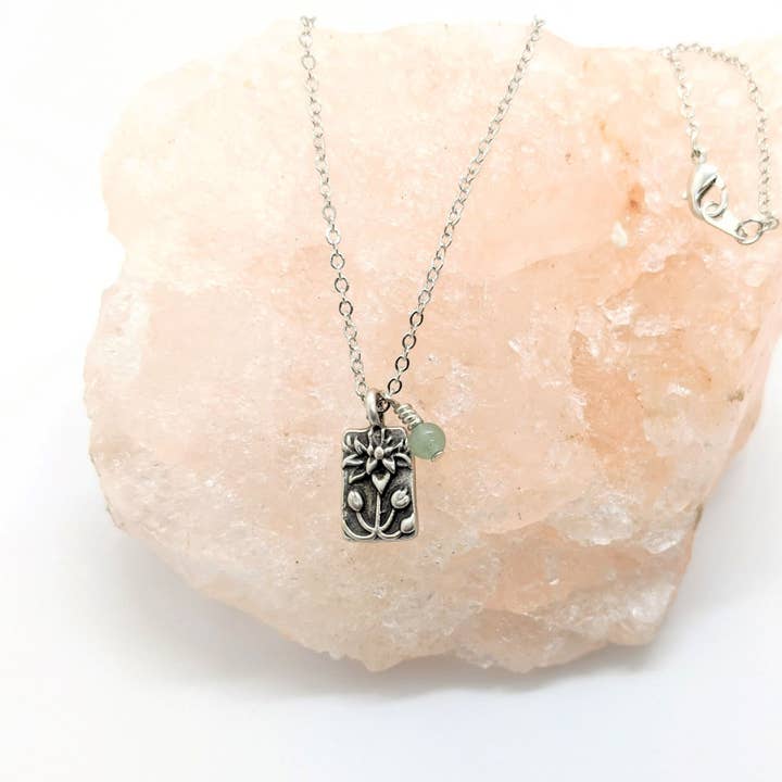 Förnyad Serenity Lotus Halsband för wholesale av Bliss Vibez