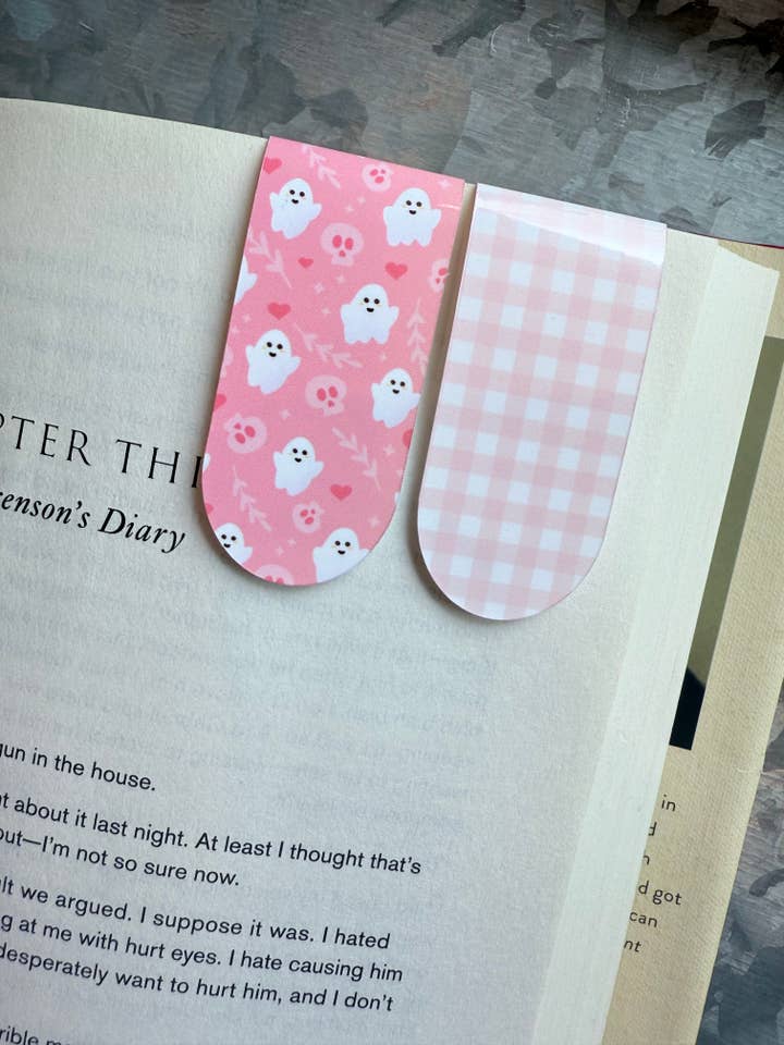 2-pack magnetische bladwijzer|geesten|halloween|roze ruit voor wholesale door Typo Lettering Co