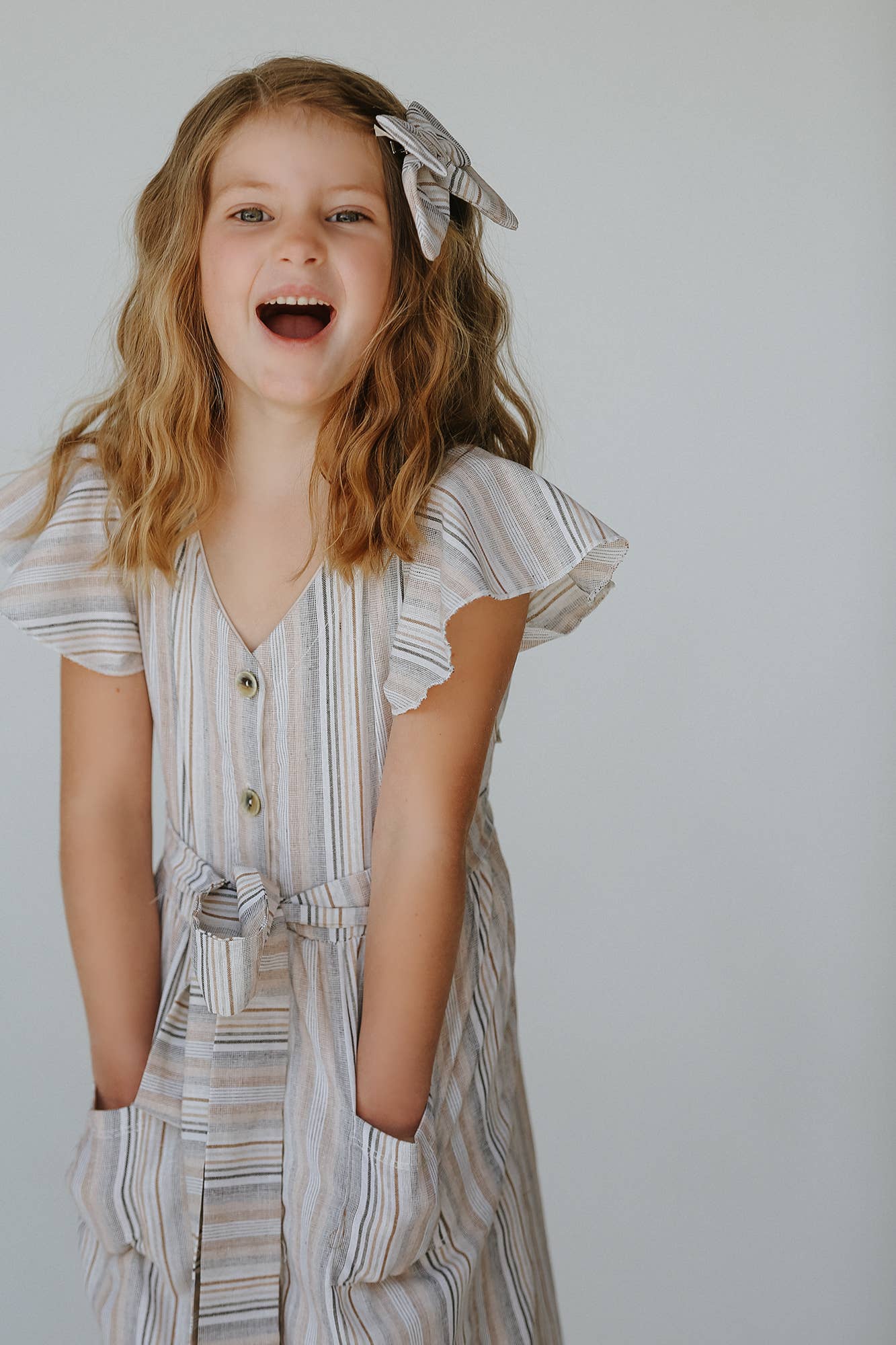 Navy Fields – Engroshandel Kjole - Børn – Jasper Linen Fuld Knap Kjole1