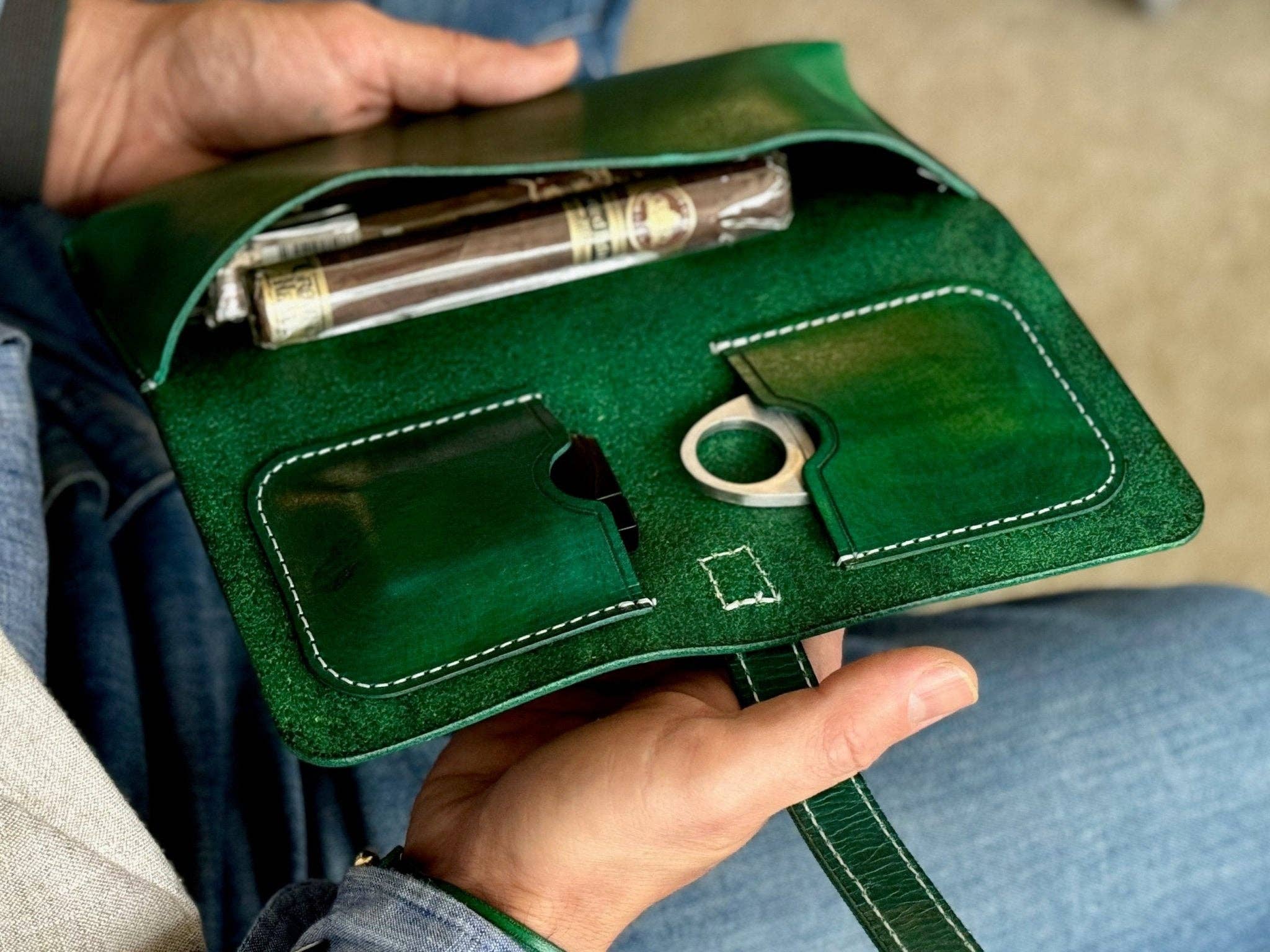 A. M. Aiken - Wholesale Humidor/Cigar Accessory - 4 Cigars Green Hand-Dyed Leather Cigar Case1