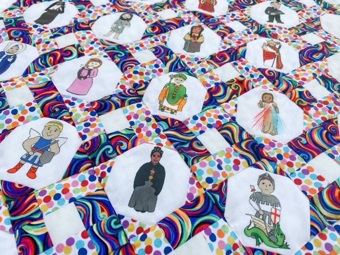 Faith and Fabric - Wholesale Craft Sewing Kit - Quilt Pattern + Fabric: Snowball Saints5