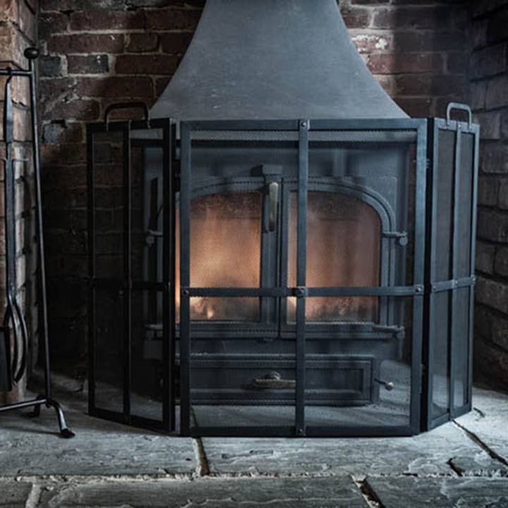 Ivyline – wholesale Ornament – Iron Fire Screen Surround