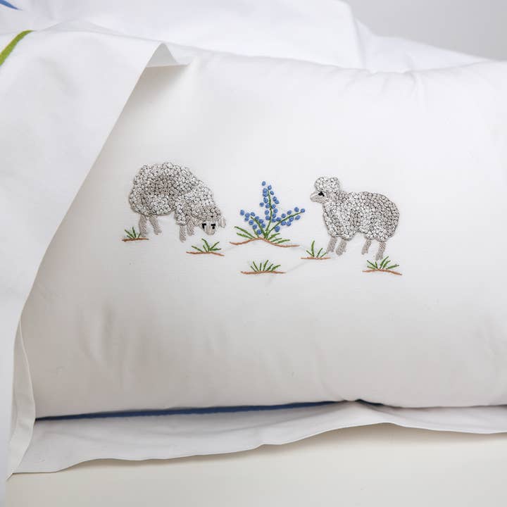 Anne Neilson Home – wholesale Throw/decorative pillow – Blue Sheep Pillow1