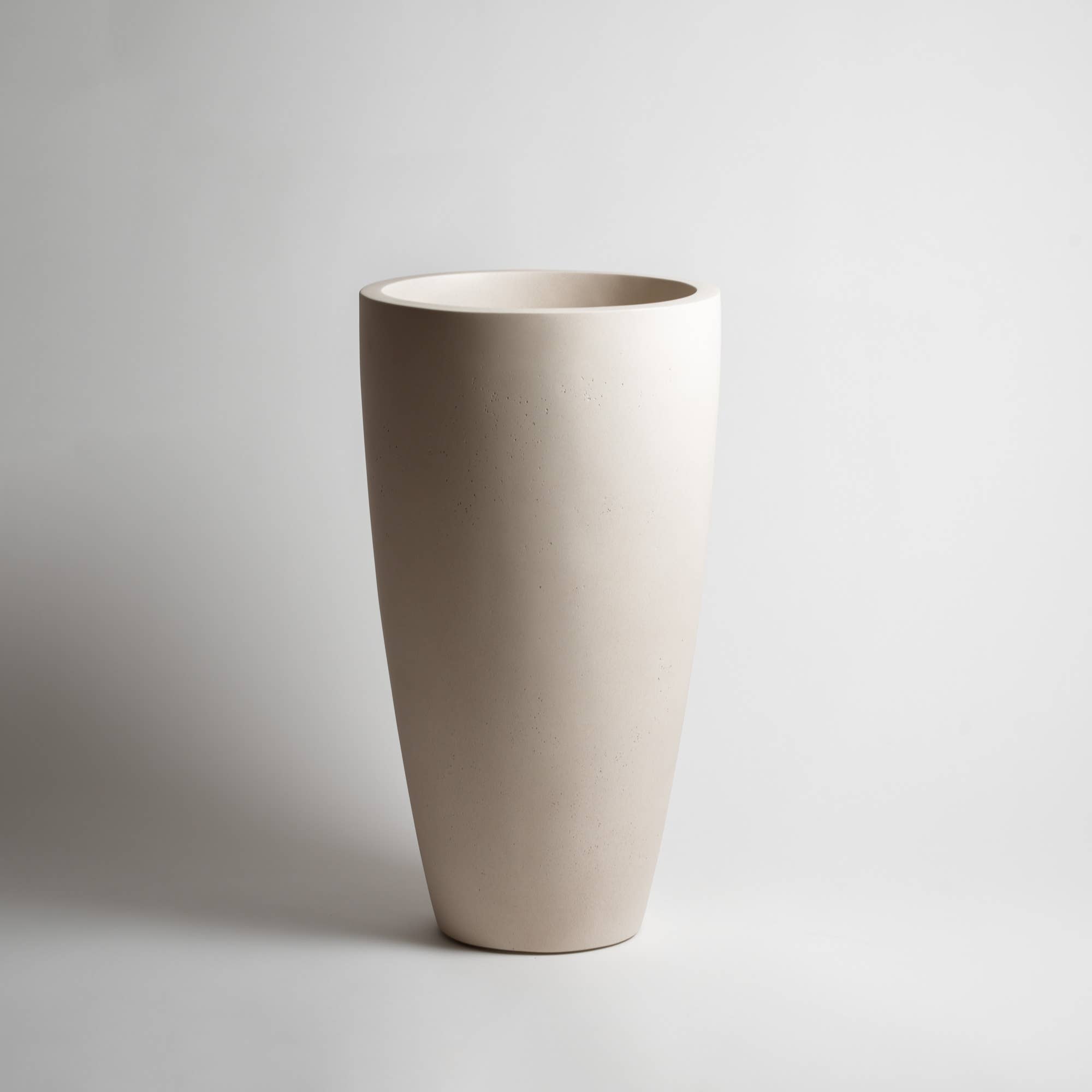 Greenery Unlimited - Wholesale Plant Pot - Newel 30 Large Planter11