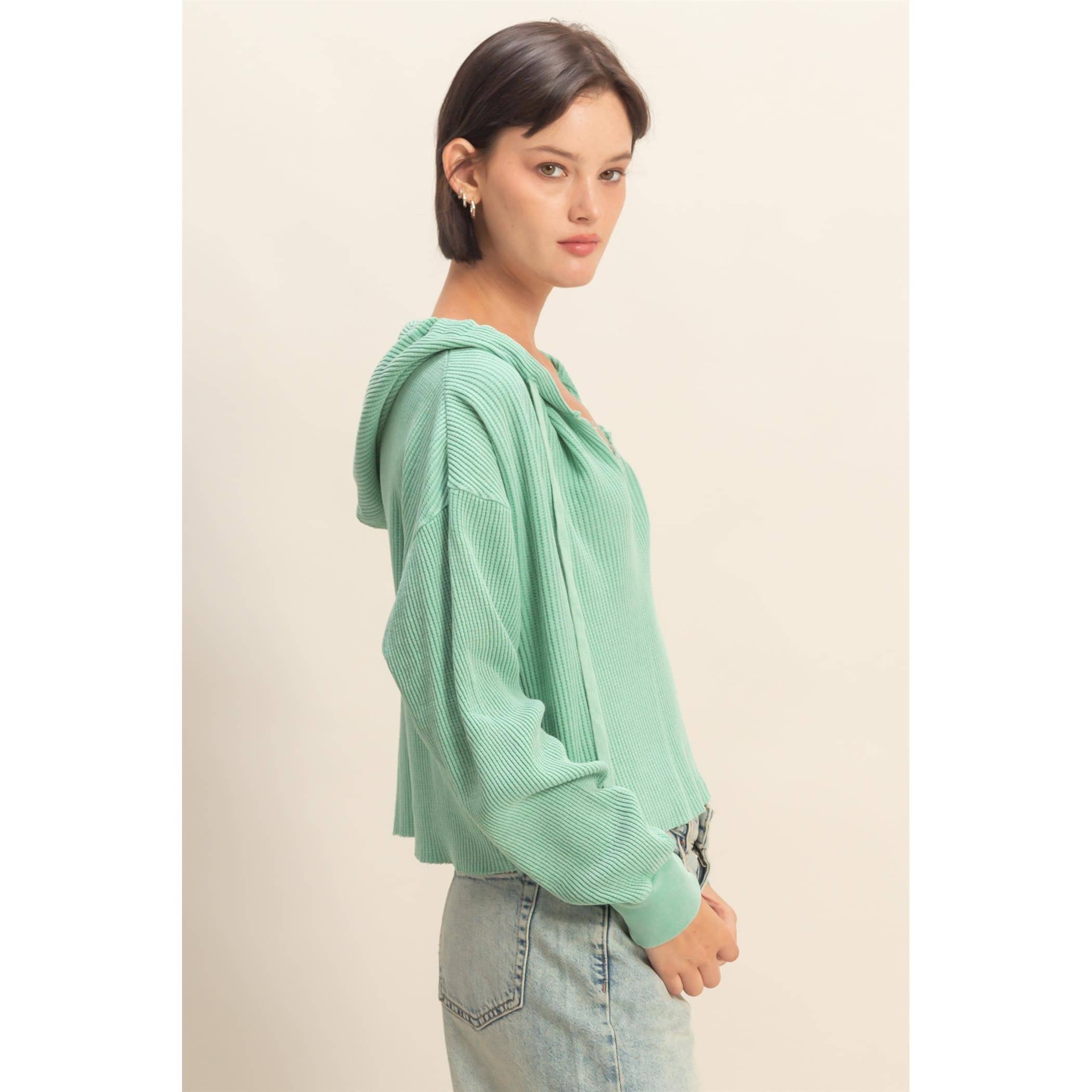 HYFVE – Hoodie – Mulher por atacado – Hoodie de Malha Waffle Cropped com Lavagem Mineral36