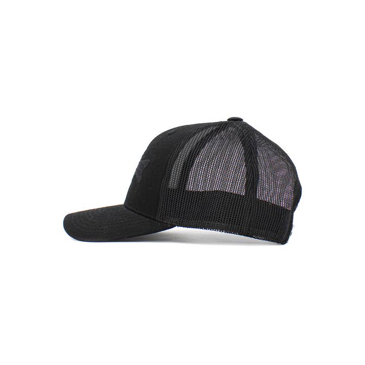 Hana - Wholesale Trucker Hat - Women's - Fish Flag Mesh Back American Flag Theme Baseball Cap