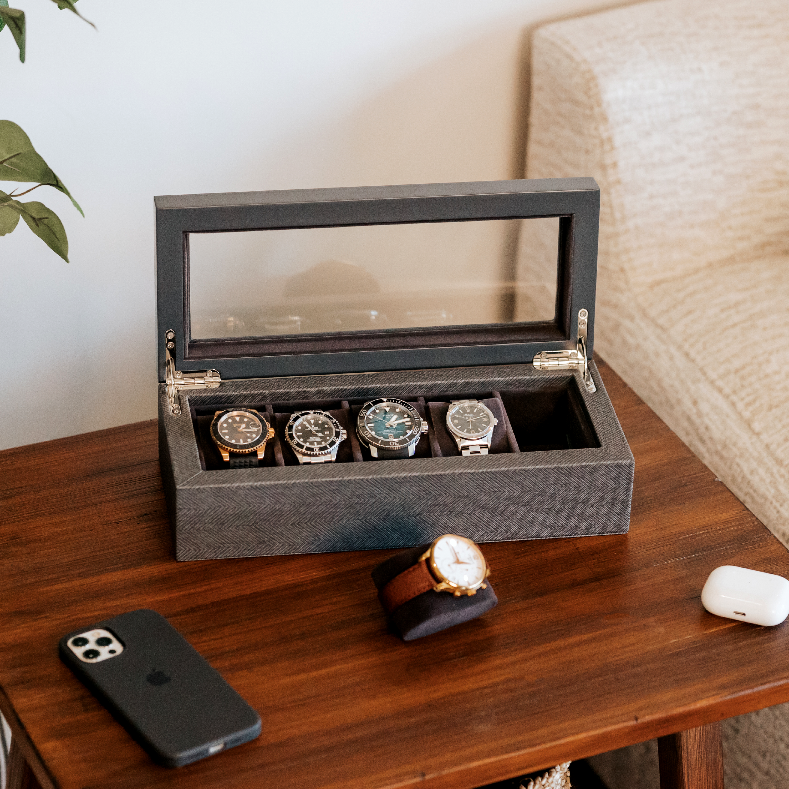 Negro y espiga Caja para Relojes Bicolor con Textura Espiga - 5 Compartimentos de venta al por mayor en Faire7