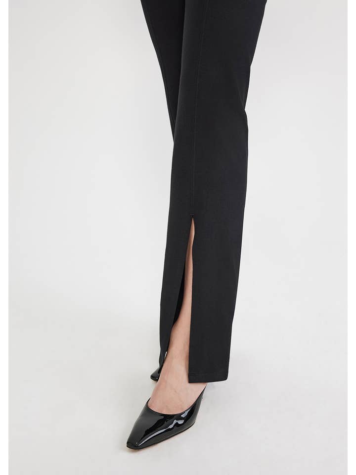 Yummie - Wholesale Fashion Leggings - Women's - Chrissy Split Bootcut Shaping Legging 360Sculpt - Plus Sizes