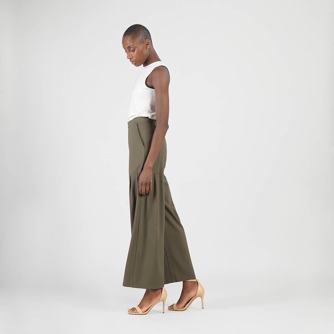 Clara Sunwoo - Wholesale Pants - Women's - PT70RA - Rayon-Ponte Knit - Pleated Wide Leg Pocket Pant4