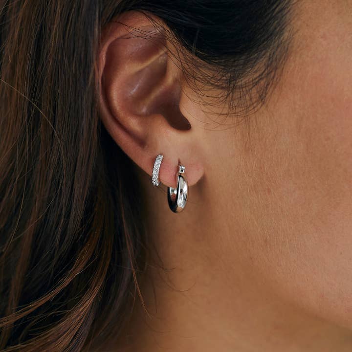 EL&RO Jewellery - Wholesale Huggie earrings - LINA HUGGIES | SILVER3