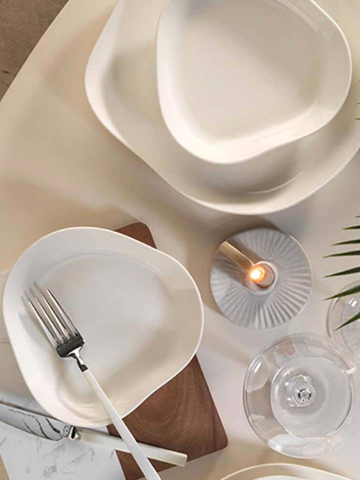 Kütahya Skallop x Karim Rashid 18cm 2 piece Cake Set ~ Cream for wholesale by Mita Kitchenware