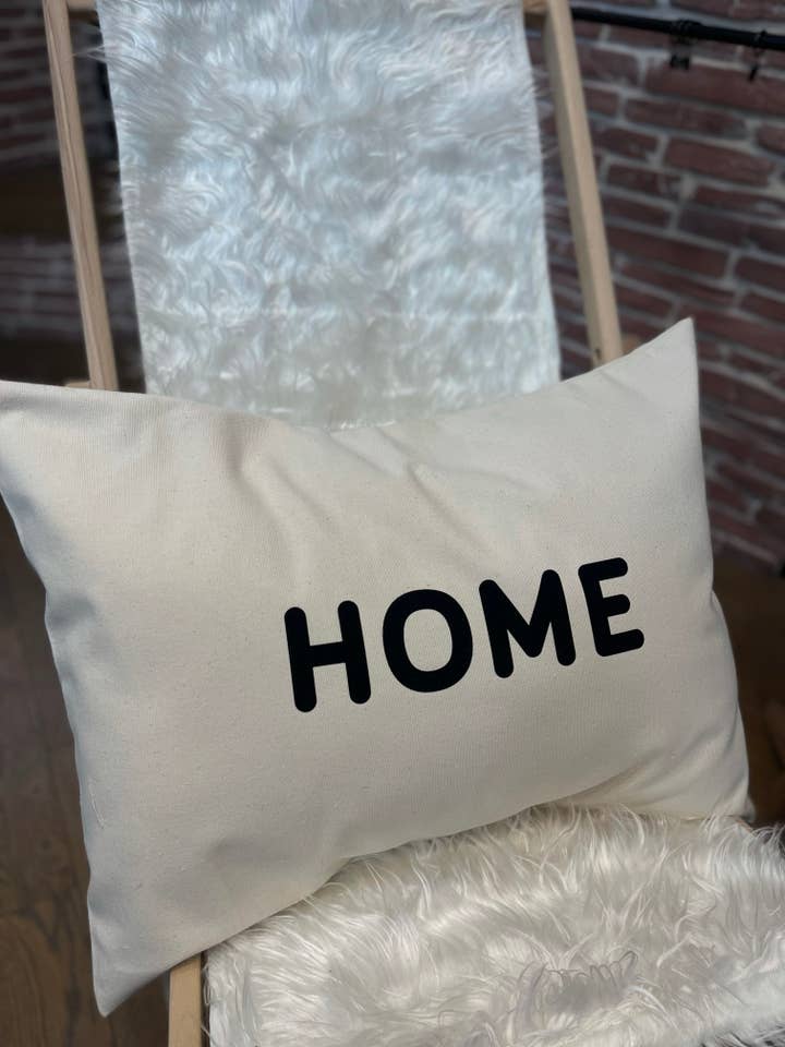Almohada grande color crudo «Home» para venta al por mayor de Toiles Chics
