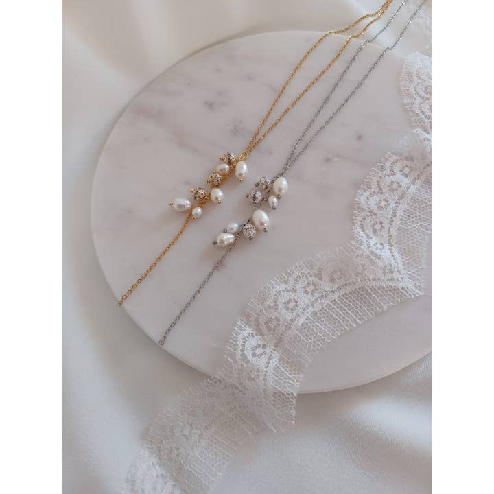 L'atelier du 6 - Venta al por mayor Cadena para cara/cuerpo - Collar de espalda para adornar un vestido de novia con perlas.7