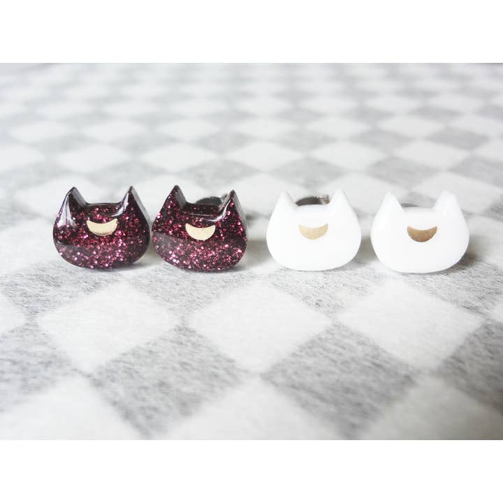 Resin Cats Glitter Earrings - Luna or Artemis for wholesale by fancypop