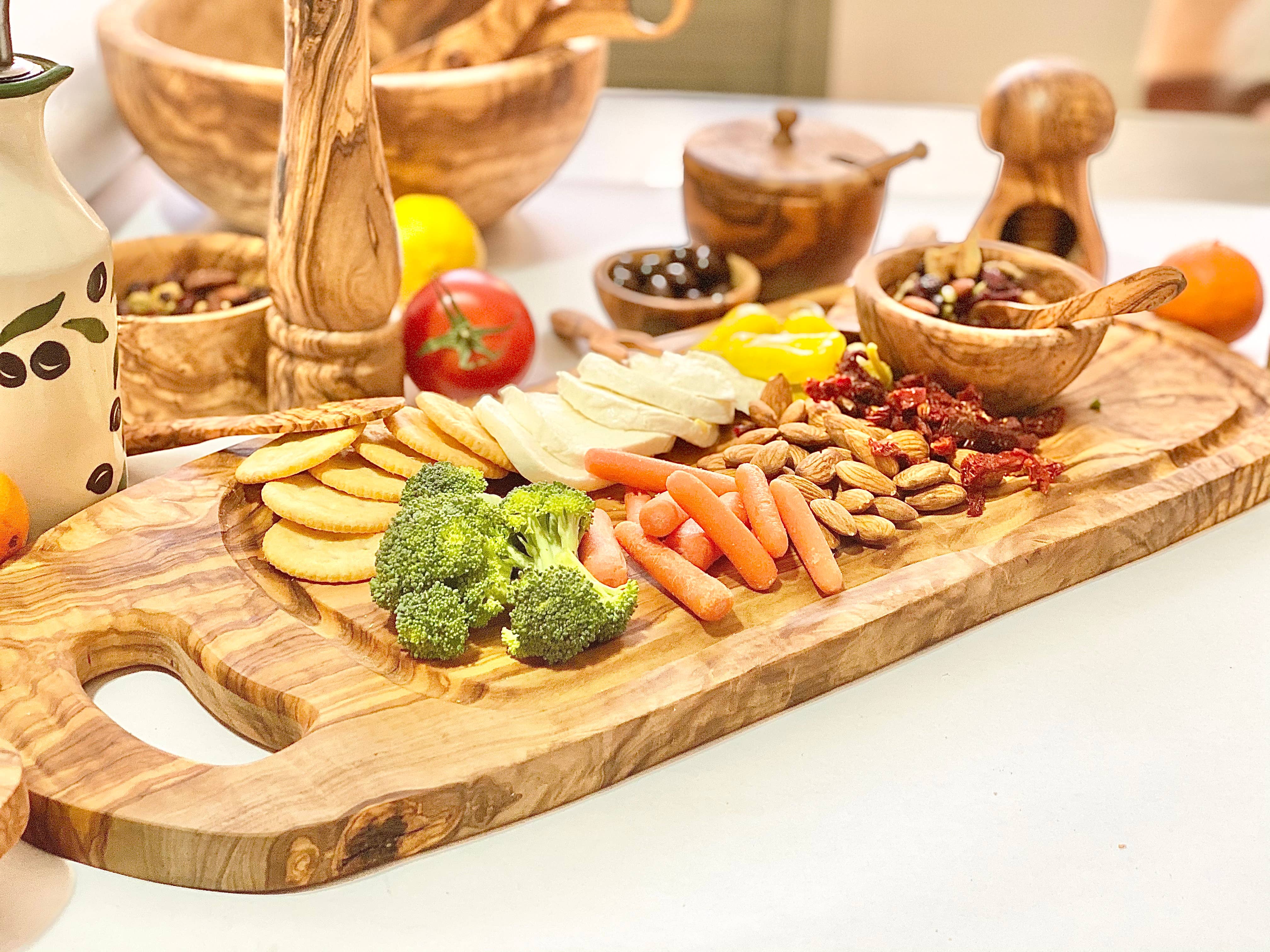 Natural OliveWood - Wholesale Cutting Board - Olive Wood Charcuterie Board - Includes Juice Well2