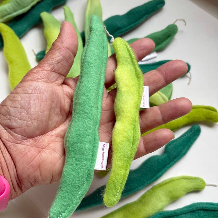 Catnip String Beans Set/3 & Bulk for wholesale by Miso Handmade