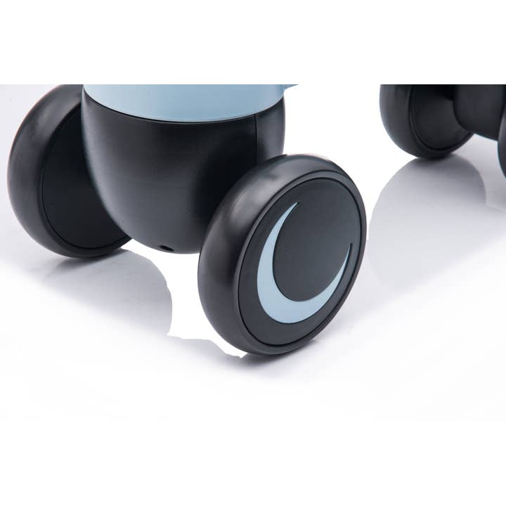 Freddo Toys - Vente Vélo et trottinette – enfant - Freddo Toys - Vélo d'équilibre 4 roues coloré et solide23