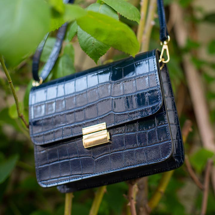 Cherry Paris - Wholesale Messenger Bag - Women's - MILENA CROCO bag - 407411