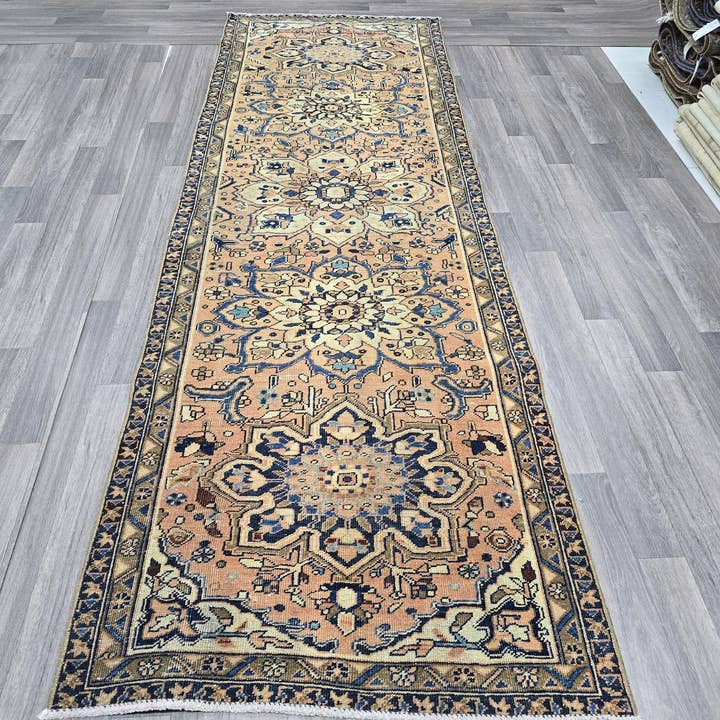Tapete Vintage Feito à Mão: Decoração Boho para Corredor Inspirada no Estilo Persa (3,40 x 10 Pés) por atacado de MesopotamiaRugs