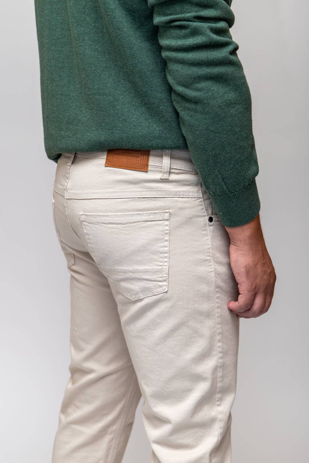 Custi Mikelo: Men's Clothing & Christmas Gifts – Engroshandel Bukser - Herre – 5-lomme bukser i stenfarve3