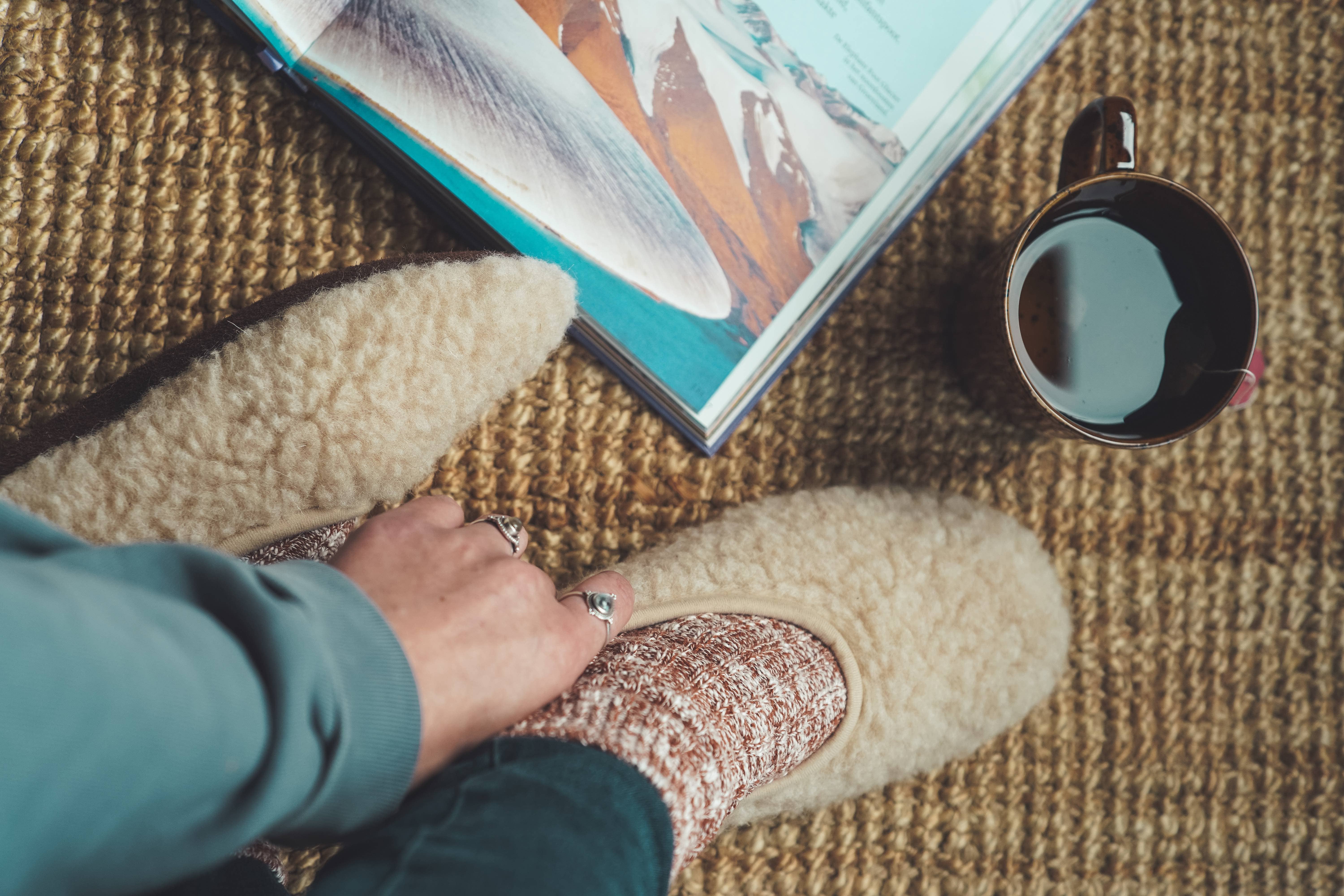 We Are Wovens - Wholesale Slippers - Women's - Ballerina Sloffen - 100% Schapenwol - Latte1