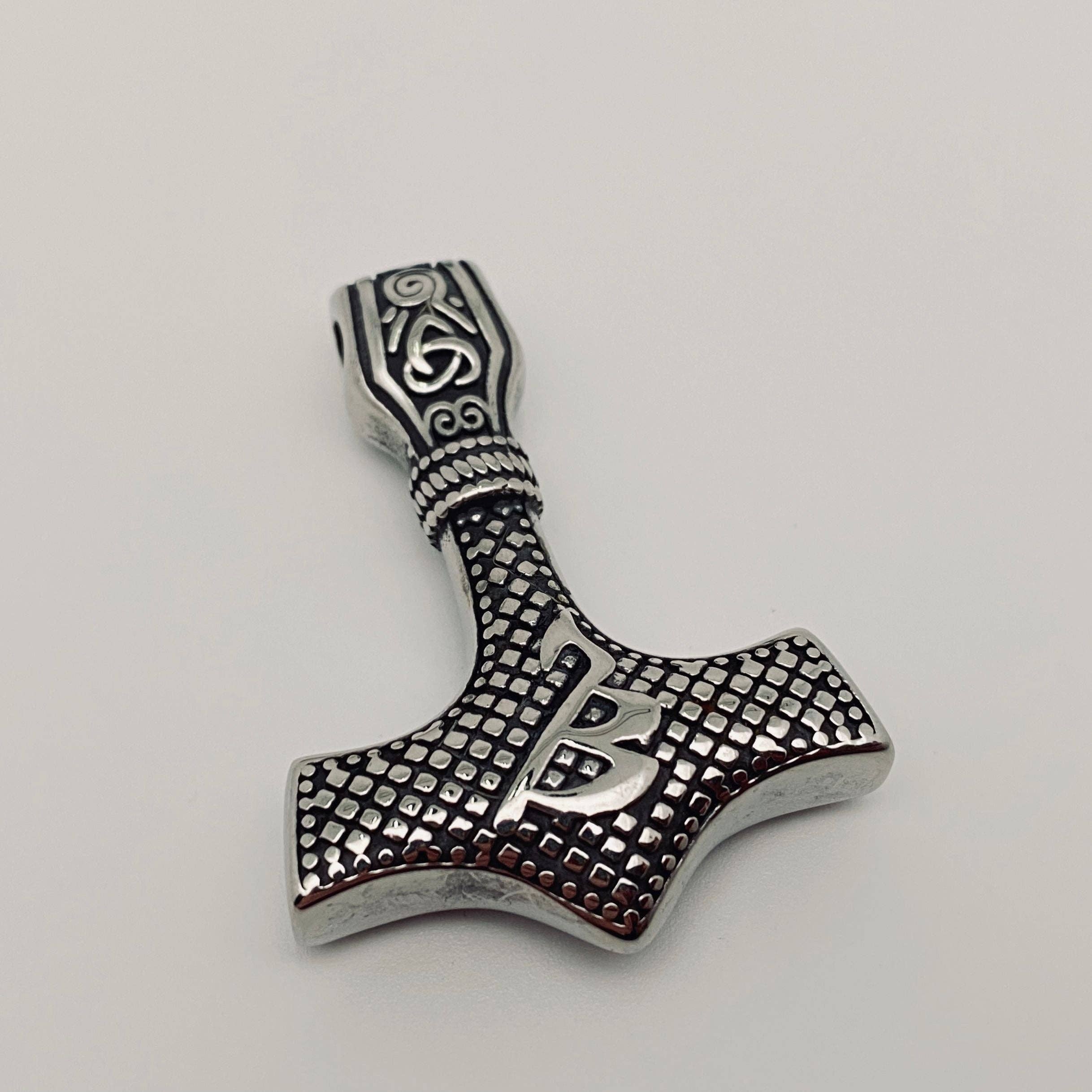 Mio Queena - Wholesale Craft Supplies - Multi Style of Exquisite Stainless Steel Pendant - MJ/MNP14